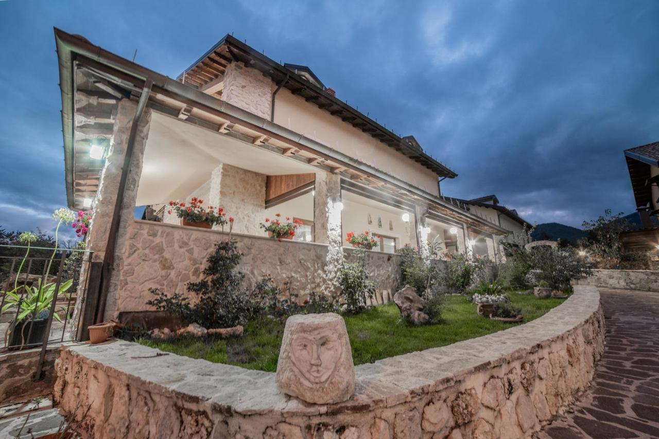 Albergo Ad Astra Pescasseroli Exterior foto