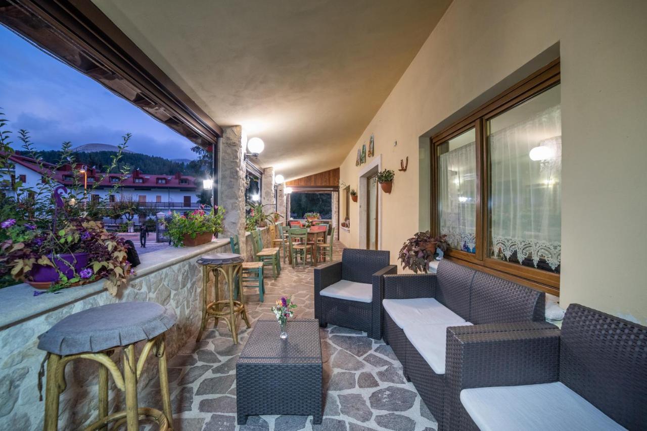 Albergo Ad Astra Pescasseroli Exterior foto